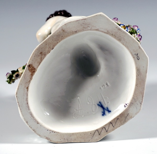 Meissen group three cupids with flower three cupids with flower garland MV Acier ca 1860