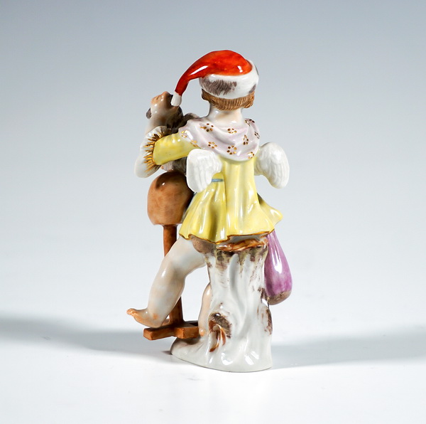 Meissen figure disguised cupid as a hairdresser verkleidete Amorette als Friseuse Kändler Acier 20. Jahrhundert