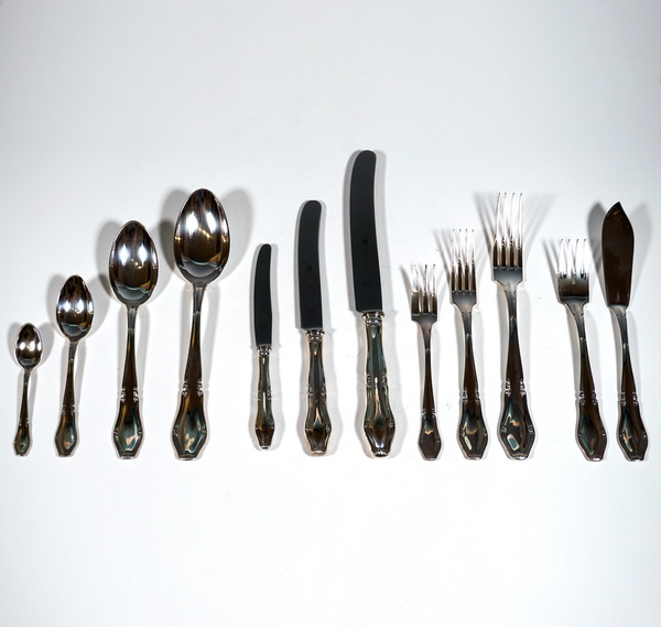 Cubiertos de plata Art Déco en vitrina cubiertos de plata 12 personas vitrina de 164 piezas Bruckmann & Söhne Alemania ca 1920