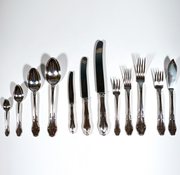 Cubiertos de plata Art Déco en vitrina cubiertos de plata 12 personas vitrina de 164 piezas Bruckmann & Söhne Alemania ca 1920